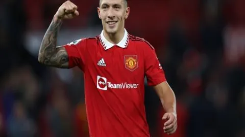 辽篮击败广州队，威尔斯与张镇麟欢笑，大韩温柔摸王岚嵚，杨鸣褒奖球队回升